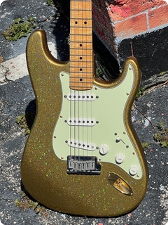 Fender Stratocaster Custom Ltd. Run 2016 Gold Sparkle 
