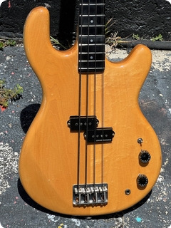 Kramer Guitars Dmz4001 Bass 1980 Natural Finish