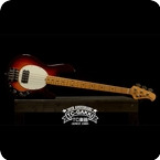 Music Man Classic StingRay 2EQ 4.55kg. 2012