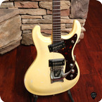 Mosrite Ventures Model 1965 Pearl White