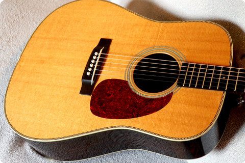 C. F. Martin & Co Hd 28 V (vintage Series) 1999 Solid Spruce + Solid Rosewood + Nitro Finished
