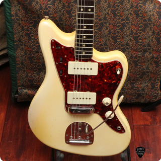 Fender Jazzmaster  1966 Olympic White