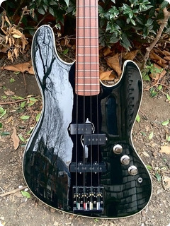 Fender  Aerodyne Jazz Bass 2000 Black