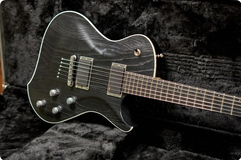 Tman Guitars Aries Black Satin Wudton