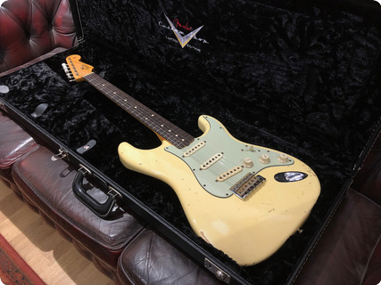 Fender Custom Shop Limited 1964 Stratocaster Relic 2009 Vintage White
